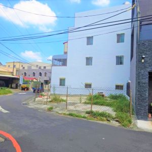 保安宮段角窗建地