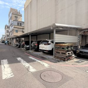 北區三角窗建地近好市多